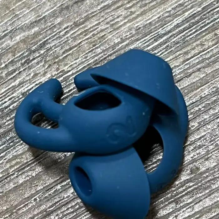 Coussinets d'oreille en silicone GONIANIA pour Bose Sport écouteurs de remplacement doux et confortables pour femmes et hommes occasions quotidiennes et spéciales