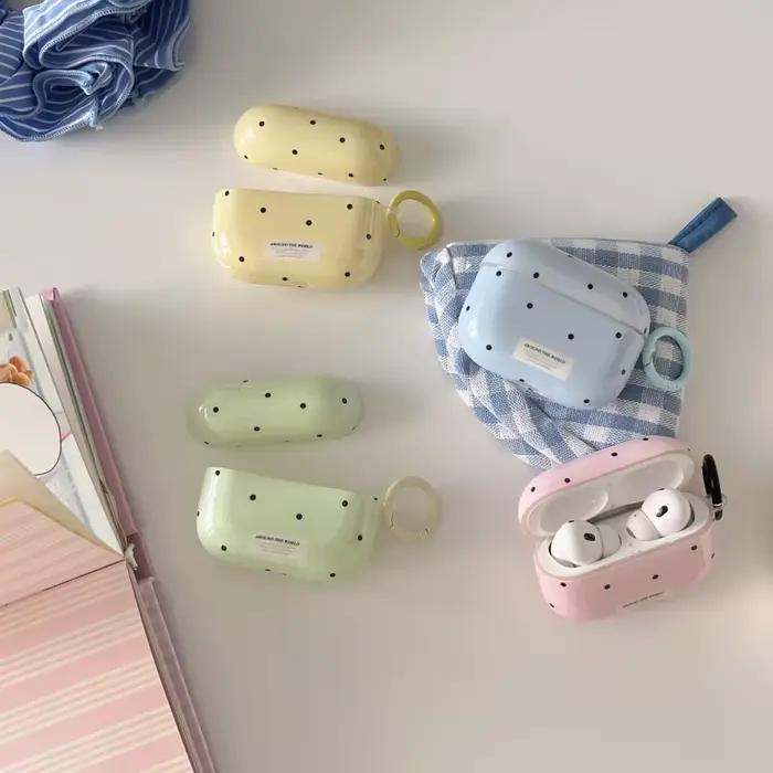 Étui pour AirPods 2, Pro/Pro 2/Pro3, 3, 4 avec crochets en plastique couleur bleu ciel, kaki, marron, olive pour homme et femme occasions quotidiennes et cadeaux