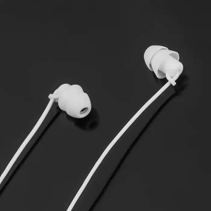 Écouteurs intra-auriculaires filaires avec contrôle du volume
